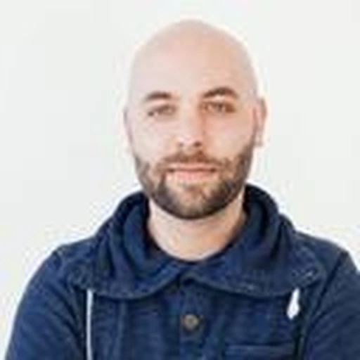 Tobias P.